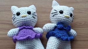 Кошечка , игрушка крючком ч.1 ушки хвостик , лапки.