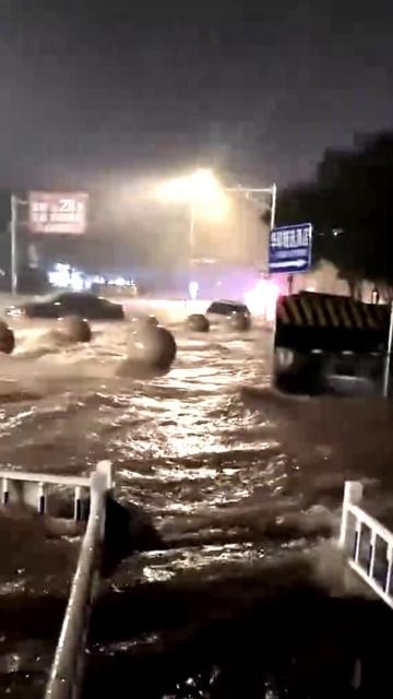 Сильное наводнение во Внутренней Монголии