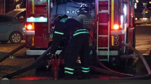 Взрыв и пожар произошли на крыше дома из-за атаки БПЛА в Ростове-на-Дону