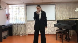 Сержантова Арина. Средняя группа (солисты)