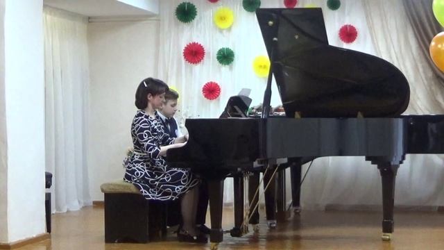 концерт семейных ансамблей На клавишах Весны фрагмент смотреть онлайн