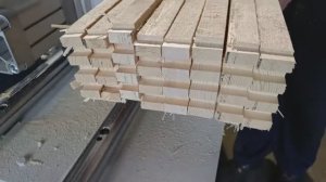 Работа шипорезного станка ШС-3М пазовой фрезой