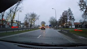 Место обмена злотых,по левой стороне. Иллюстрация.