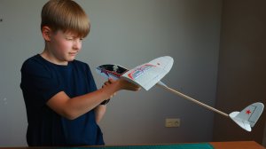 Строим модель простейшего планера "Звёздочка 9". Категория  8+