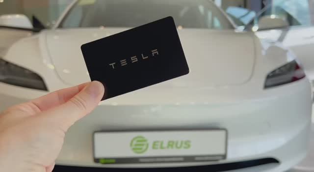 Tesla Model 3 LR 2024 в салоне «Elrus» смотреть онлайн