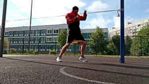 Серийная работа. Бой с тенью. Удары с отягощениями.