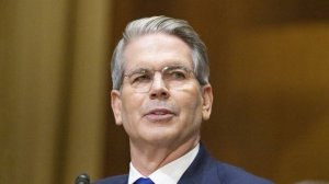 Бессент считает, что торговые переговоры США с Индией затянулись