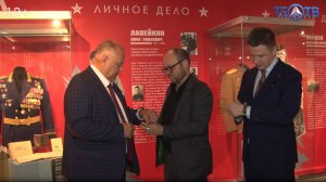 «В бой идут одни «старики»! - с экрана на циферблат