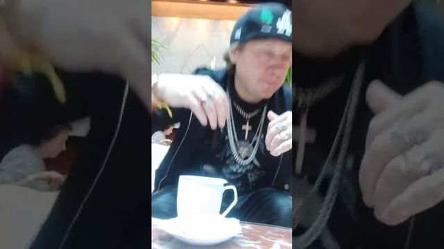 Завтрак В Метрополе