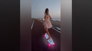 лонгборд светится