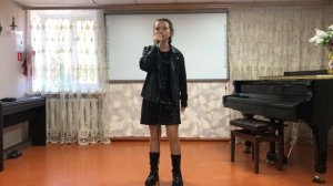 Лобанова Арина. Средняя группа (солисты)