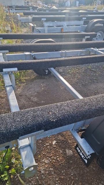 Легковой прицеп МЗСА 81772В.101 для перевозки двух гидроциклов. Видео обзор Трейли смотреть онлайн