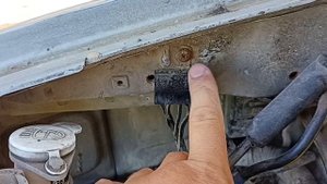 Mitsubishi Galant 6 РЕЛЕ ПОД КАПОТОМ