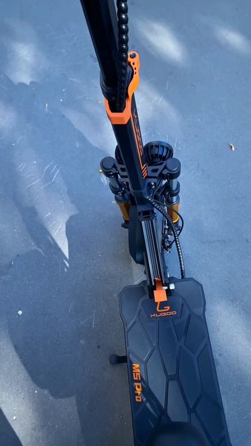 Kugoo M5 Pro - мощный, внедорожный электросамокат! смотреть онлайн