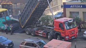 Работы продолжает.