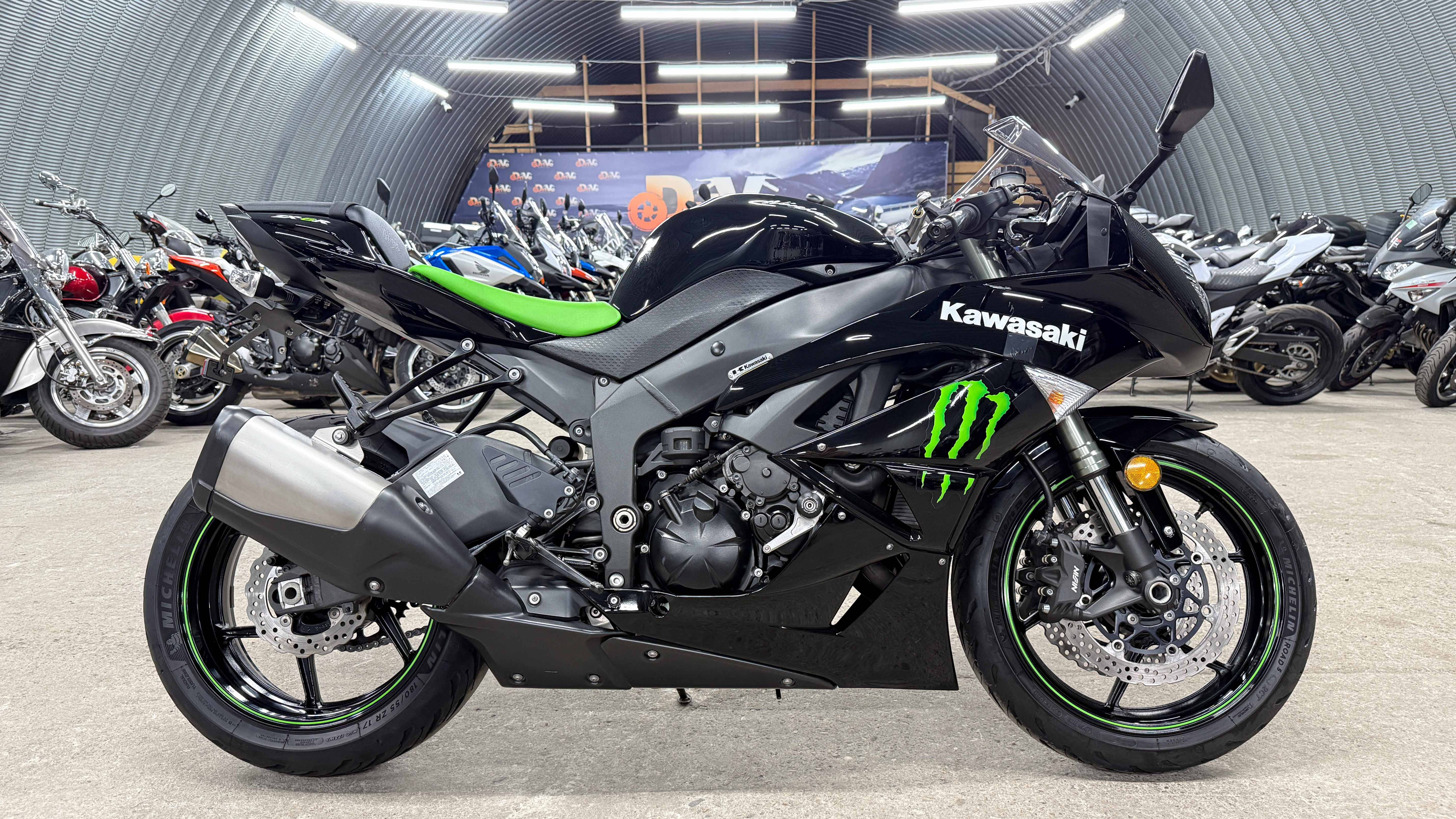 Обзор Kawasaki ZX-6R |В НАЛИЧИИ| смотреть онлайн