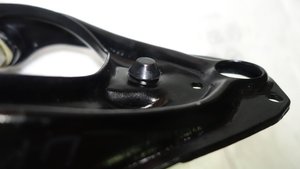 Установка буфера отбоя верхнего рычага Москвич 412