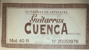 Гитара Cuenca 40R - массив кедр - В синем море в белой пене