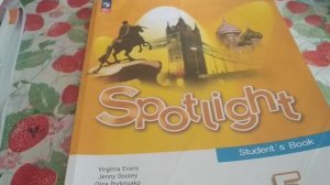 Получили учебники !📚 Воспоминания мои из школы ! Цветы на подоконнике , огурцы!Юг России 🏝️.