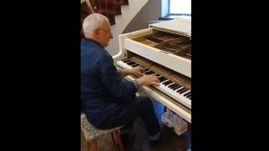 Настройка рояля Blüthner