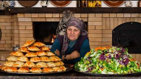 Слоёные Деревенские Лепёшки Со Свежей Начинкой 🥬🥕