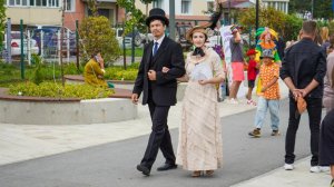 Первый библиофест «Мир между строк» объединил поколения на корсаковской набережной #2