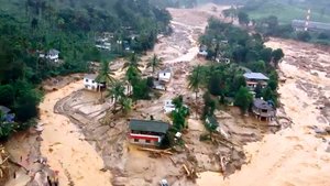 Индийские города ушли под воду. Ливни спровоцировали массовые сходы селей в Таиланде