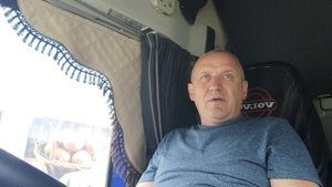 Рефрежираторы на стоянке. Дальнобой.