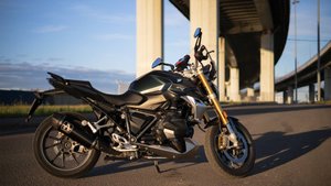 Test DB-killer arrow BMW R1250R