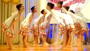 Девка по саду ходила танец.Хореогафический ансамбль "Сирин"