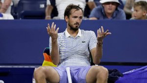 Организаторы US Open оштрафовали Даниила Медведева за поведение на $42,5 тыс.