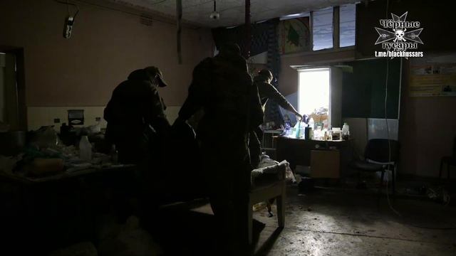 Позывной "Красивый". Военные медики на СВО. Интервью с передовой. смотреть онлайн