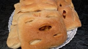 Слойки с яблоком из слоёного дрожжевого теста