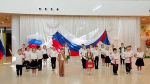 Песни танцы. День флага 2025.mp4