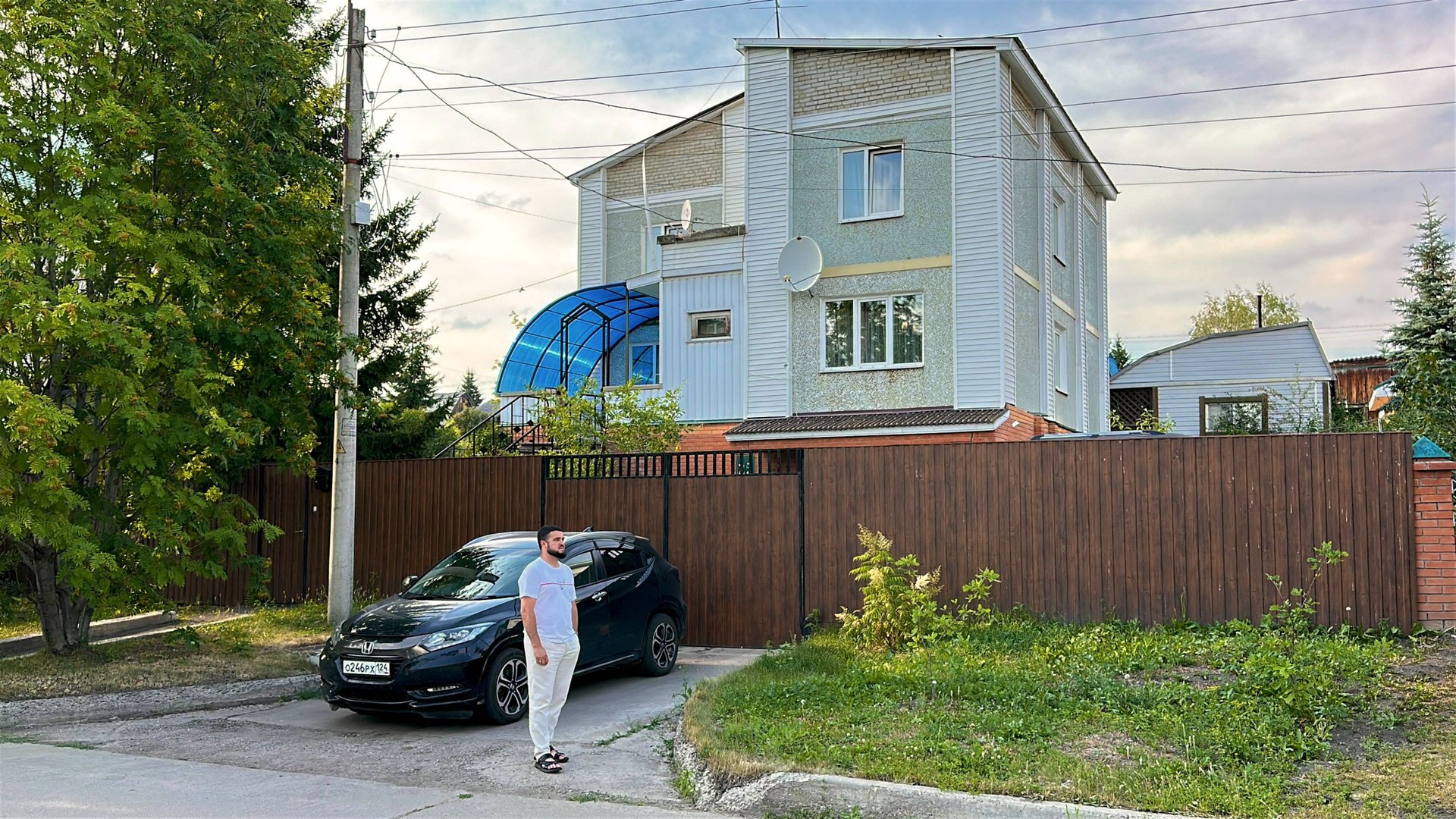 ОБЗОР Коттеджа 215м2. Баня. Гараж. Погреб... г. Зеленогорск Красноярский край смотреть онлайн