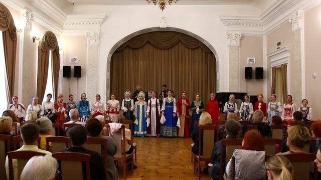 Ансамбль солистов «Русские узоры» - «Гляжу в озёра синие»