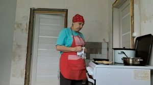 Готовлюсь к чаепитию.