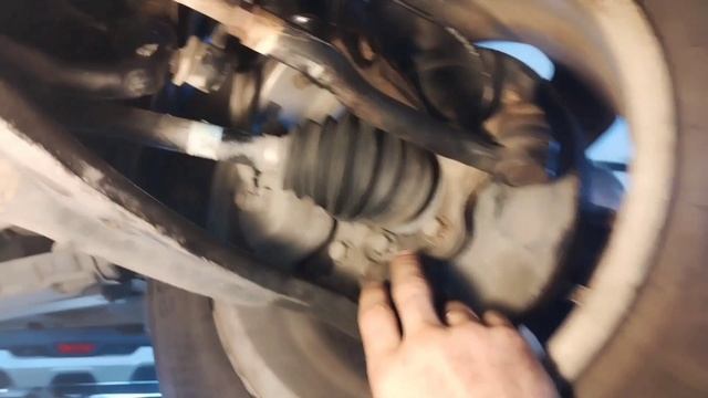 Щёлкает при повороте руля на месте,повторные поиски, Ниссан Тиида, Nissan Tiida смотреть онлайн