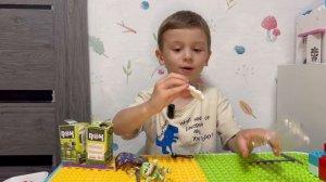 Распаковка коробочек Funny Box «Военные и зомби» и «Скелеты"