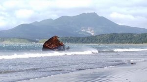 Штормит в бухте Южно-Курильской.mp4