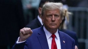 Трамп заявил о возможности «экономической войны» с Россией.