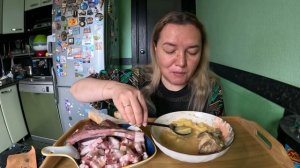 Мукбанг. Гороховый супчик на говядине с салом, грудинкой и ребра копченые