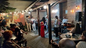 Макс Пинчук соло в Krong's Pub в Севастополе 24.08.2025