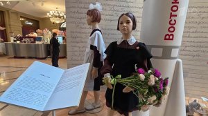 В ГУМе открылась выставка, рассказывающая об истории школьной формы