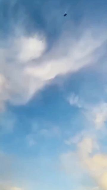 На авиашоу 2025 в Радоме во время тренировок разбился истребитель F-16 из группы Tiger Demo смотреть онлайн