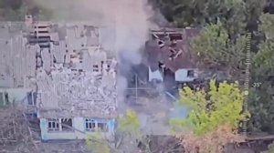 Это кадры боёв за Запорожское в Днепропетровской области.