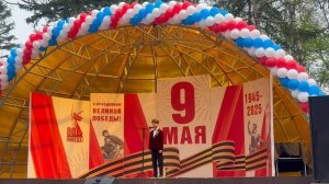 Песня «Маленький трубач».  Исполняет  Марк Каштальян.