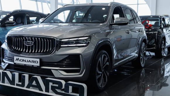 Новый Geely Monjaro 2026 представлен в Чэнду - кроссовер получил важное обновление смотреть онлайн