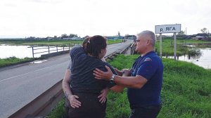 Поселок Солгон ушел под воду в Красноярском крае. Людей эвакуируют из опасной зоны