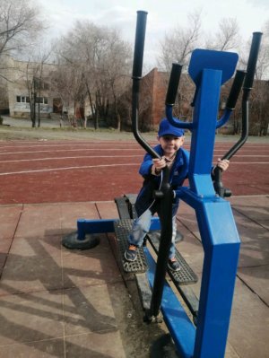 жду 100 подписчиков 2 раз